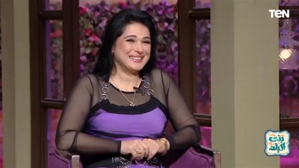 سهير رجب: اعتزالي شائعة وأنا مش فنانة فاشلة