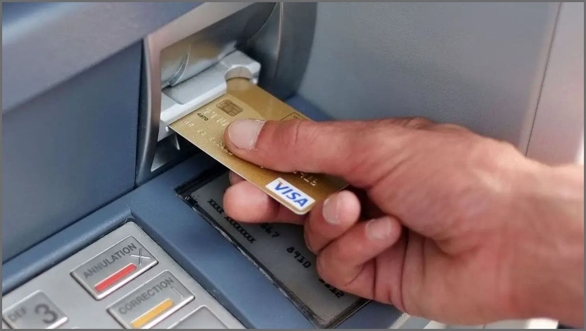 حقيقة زيادة رسوم السحب من ماكينات الصراف الآلي ATM في مصر 2024