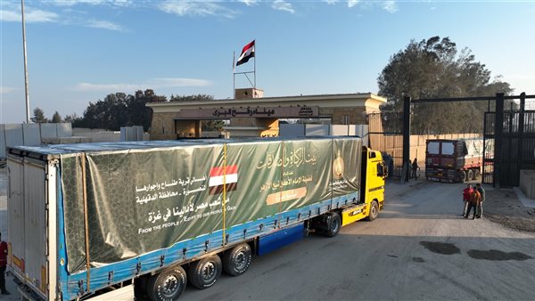 تزامنًا مع عودة النازحين إلى شمال غزة.. بيت الزكاة والصدقات يعلن دخول أكبر قافلة إنسانية إلى القطاع