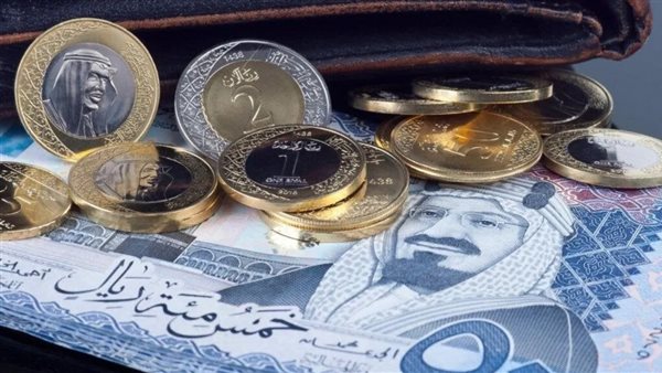 انخفاض أسعار الريال السعودي بنهاية التعاملات