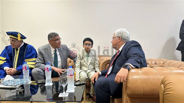 رئيس مدينة زويل: إمكانية قبول الطلاب بأعمار صغيرة داخل الجامعة بشرط