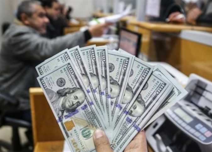 أسعار صرف الدولار مقابل الجنيه المصري اليوم في البنوك المصرية