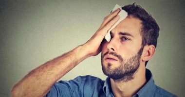 تعرف على أسباب التعرق المفرط فى الوجه والرأس