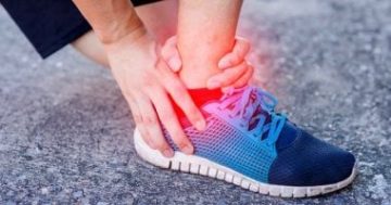أعراض ارتفاع الكوليسترول قد تظهر في كاحلك أولاً
