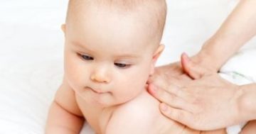 للوقاية من الطفح الجلدى والالتهابات خلال الطقس الحار.. نصائح لحماية أطفالك