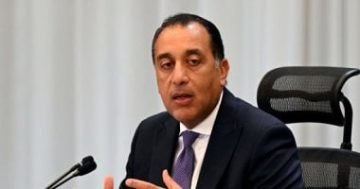 رئيس الوزراء يستعرض الاستراتيجية الوطنية للحرف اليدوية (2025 – 2030)