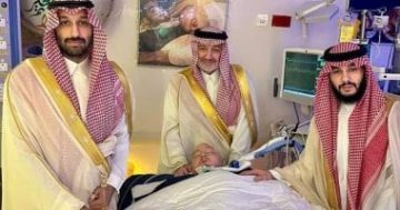 “ديلى ميل” تنشر قصة وفاة الأمير النائم.. لحظة تحريك أصابعه ورأسه.. فيديو وصور