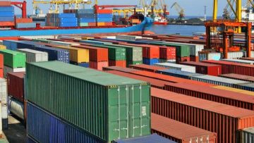 ارتفاع الصادرات يخفض عجز الميزان التجاري غير النفطي 18%