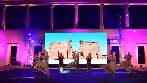 إقبال جماهيري على فعاليات الأسبوع الأول من مهرجان ليالينا في العلمين