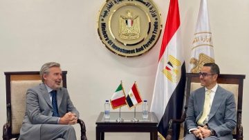 وزير الاستثمار يبحث مع سفير إيطاليا بالقاهرة تعزيز العلاقات الاقتصادية