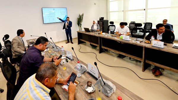 وزير الإسكان والمحافظ يتابعان مشروعات مياه الشرب والصرف الصحي بالدقهلية