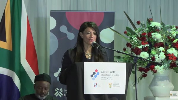 المشروعات الصغيرة تعزز الصمود الاقتصادي والنمو الشامل