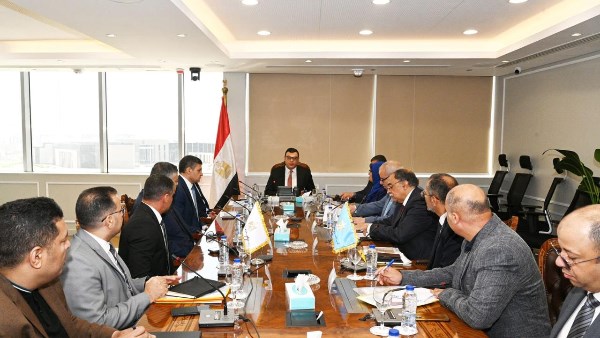 1526 وحدة سكنية في بورفؤاد.. وزير الإسكان يشدد على سرعة الإنجاز والتسليم
