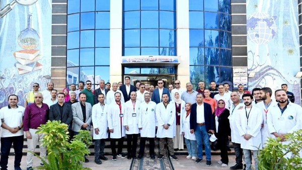وزير الإسكان ومحافظ الدقهلية يختتمان جولتهما بتفقد محطة مياه شرب “ميت خميس”