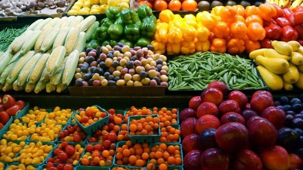 أسعار الخضروات والفواكه في الأسواق المصرية اليوم الأربعاء