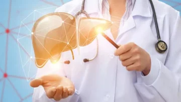 تداعيات صحية خطيرة: كيف يهدد تراكم الدهون في الكبد صحة المجتمع ويزيد من أعباء النظام الصحي