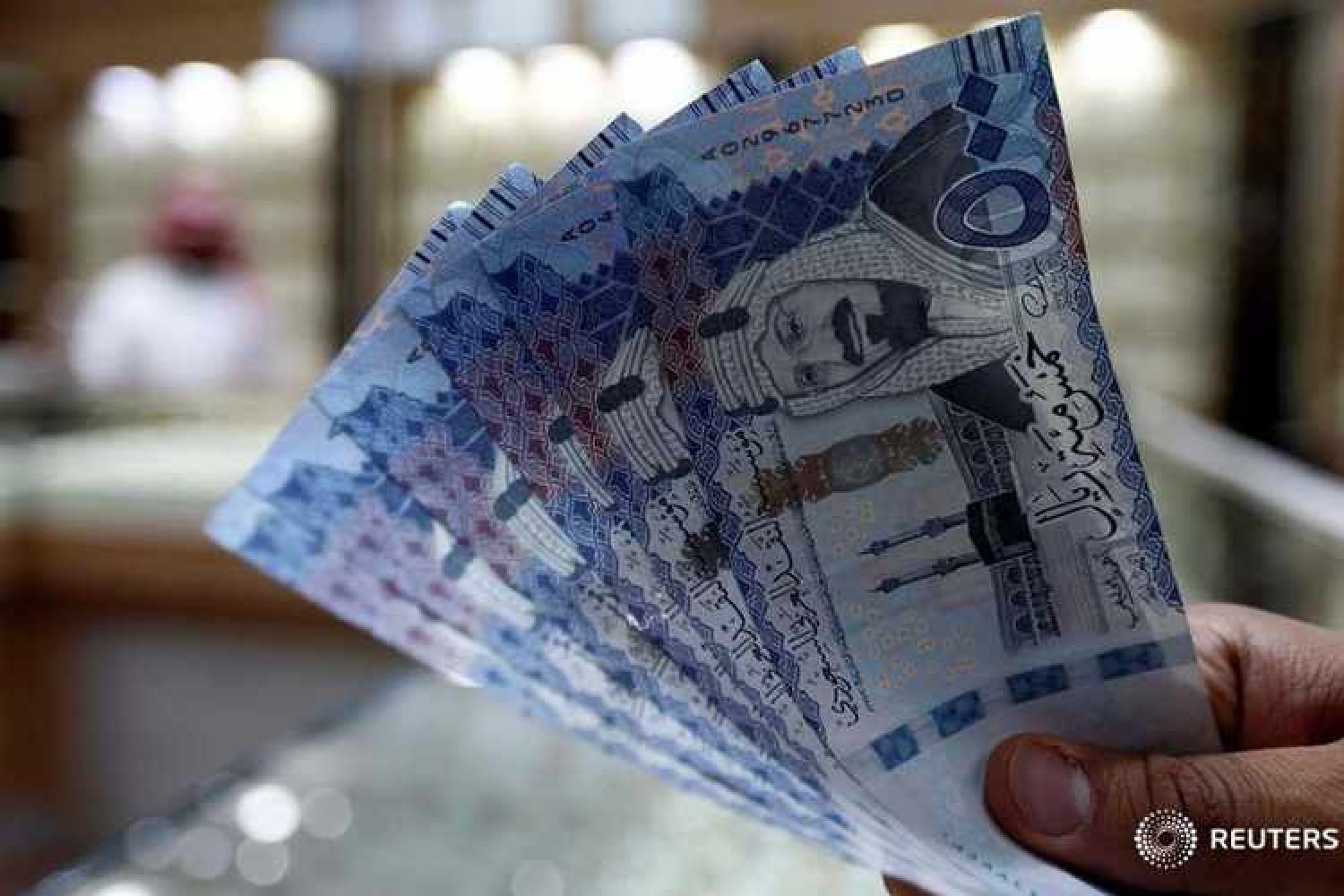 بسهولة استلم قرض يبدأ من 5000 ريال بدون كفيل أو تحويل راتب بأسرع إجراءات