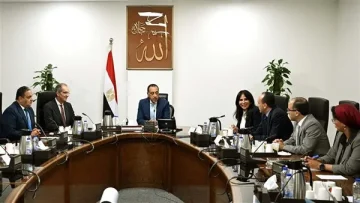 تطورات مثيرة: وزير الاتصالات يكشف لرئيس الوزراء خطة تحديث سنترال رمسيس بعد الحادث الأخير!