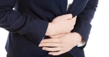 عندك حساسية جلوتين.. احذر هذه الأطعمة تمامًا وأخرى تناولها بأمان