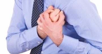 لو حصلت وأنت لوحدك.. اعرف كيفية النجاة من النوبة القلبية بمفردك