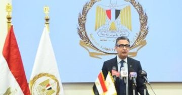 وزير التموين يبحث خطط تطوير شركات المطاحن ورفع الكفاءة التشغيلية