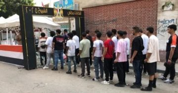 الشباب فى صدارة طوابير انتخابات مجلس الشيوخ بالزيتون لليوم الثانى.. صور