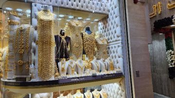 سعر الذهب مساء اليوم 2-8-2025