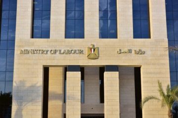 «وظائف بأجر مرتفع في الإمارات: فرص عمل براتب يصل إلى 12000 درهم»