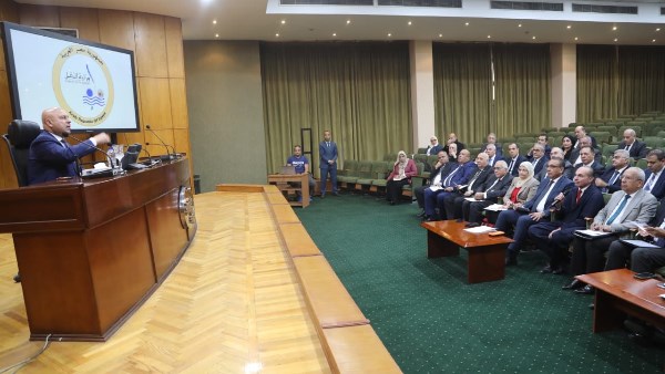 المصانع المحلية اقتربت بشكل كبير من تحقيق توطين صناعة زجاج السيارات