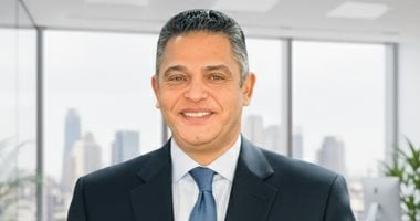 عبدالفتاح عبدالمنعم يهنئ مواقع وصحف “المتحدة” لحصولها على 13 من جوائز الصحافة