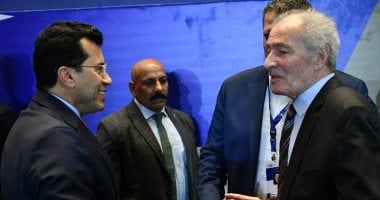 وزير الرياضة يهنئ حسن مصطفى لفوزه برئاسة الاتحاد الدولى لكرة اليد