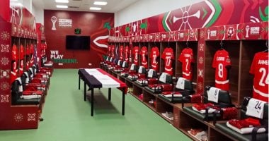 شاهد غرفة ملابس منتخب الفراعنة قبل مباراة زيمبابوى بأمم أفريقيا
