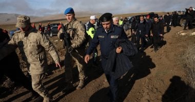 وزير النقل التركى: فحص الصندوق الأسود لطائرة الوفد الليبى المنكوبة بدولة محايدة