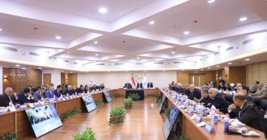 وزير التعليم العالى يوجه الجامعات بالاستعداد لامتحانات الفصل الدراسى الأول