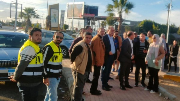 جولة ميدانية لمسئولي المجتمعات العمرانية لمُراقبة المشاريع والخدمات بالشيخ زايد