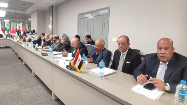 التسهيلات الضريبية وتوحيد الجهود العربية أساس تحقيق الاستثمار المستدام