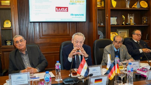 جمعية رجال أعمال إسكندرية تبحث تعزيز التعاون التجاري والاقتصادي مع السفير الألماني