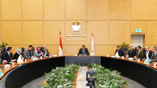 وزير الإسكان يُصدر تكليفات عاجلة بسرعة تقنين أوضاع الأراضي المضافة