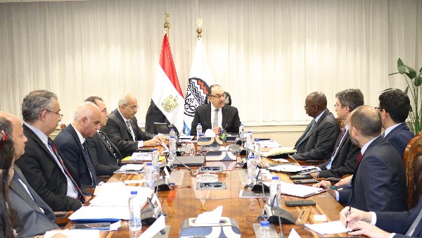 وزير قطاع الأعمال يستقبل وفد البنك الدولي لمناقشة تعزيز التعاون والاستثمار في الشركات المصرية