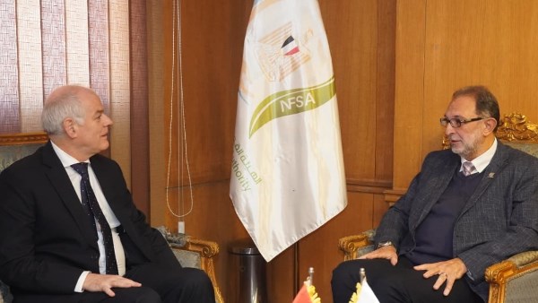 رئيس سلامة الغذاء يبحث سبل تعزيز التعاون مع السفير الأسترالي بالقاهرة