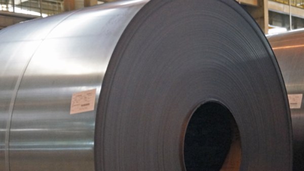 تباين عالمي وتراجع محلي.. أسعار الحديد اليوم الخميس