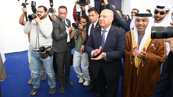 مصر تضع حجر أساس أكبر مجمع لإنتاج الألواح الشمسية بالمنطقة الاقتصادية لقناة السويس