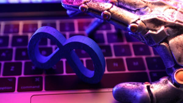 ميتا تسعى لخوض سباق نماذج الصور والفيديو المشتعل بتطوير “مانغو”