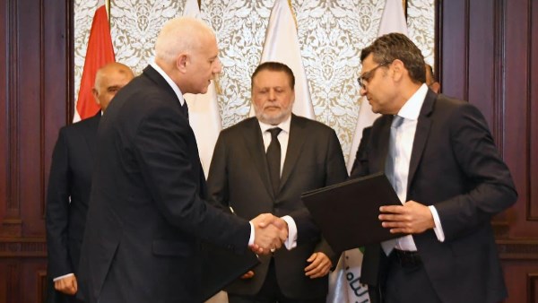 البنك المركزي يدعم مبادرة رعاية أبناء الشهداء والمصابين القصر