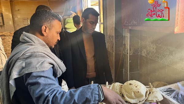 رئيس جهاز حدائق أكتوبر يتفقد المخبز البلدي المدعم للتأكد من جودة ووزن الرغيف