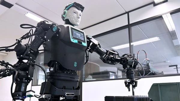 سابقة عالمية.. شركة أوروبية تستعين بالروبوتات البشرية في تصنيع الرقائق