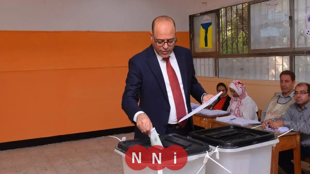 وزير العمل يُشارك في انتخابات مجلس الشيوخ 2025