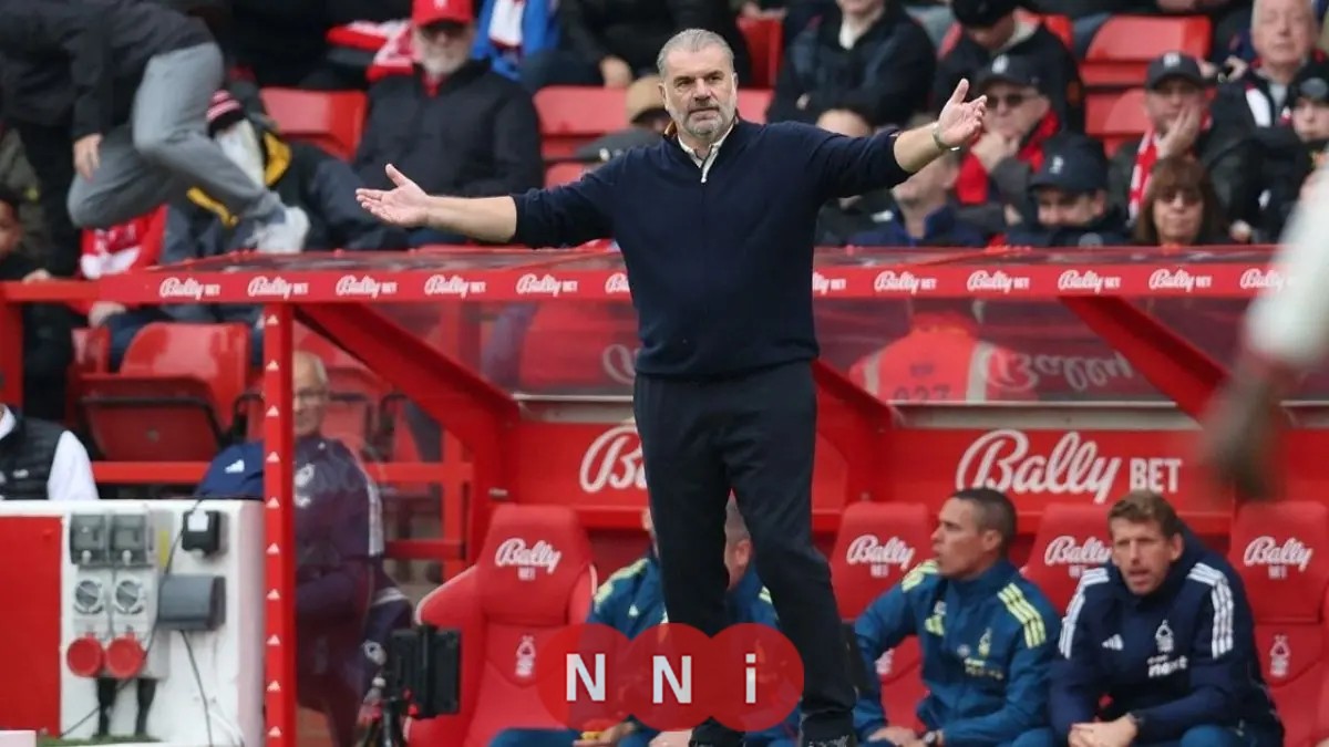 فورست غاضب ويقيل المدرب بوستيكوغلو في خطوة تاريخية