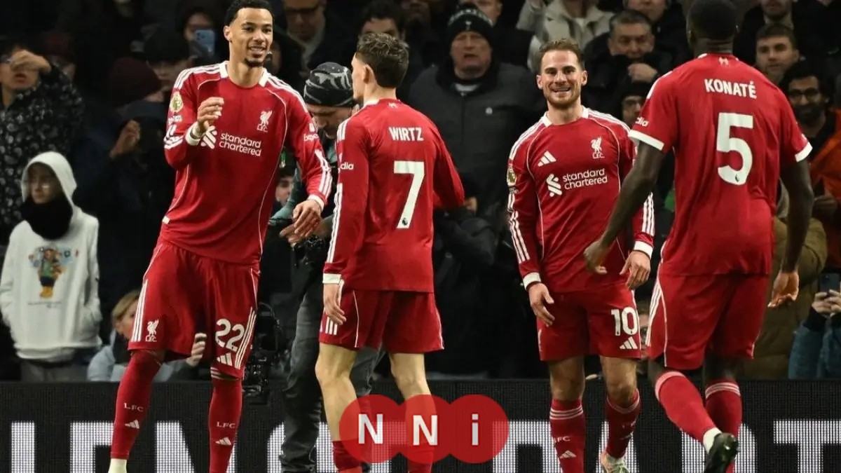 تغييرات سلوت تقود ليفربول لانتصار مشوق أمام توتنهام بتسعة لاعبين بغياب صلاح