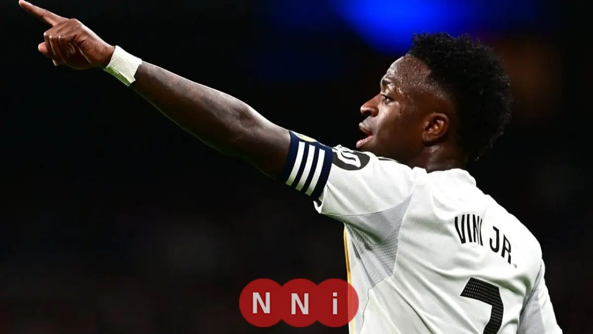 فينيسيوس يزيل صورته بقميص ريال مدريد بعد انتقادات جماهير البرنابيو